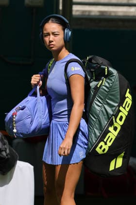 March 19, 2026, Miami Gardens, Florida, United States Of America: MIAMI GARDENS, FLORIDA - MARCH 19: Alexandra Eala of the Philippines defeats Laura Siegemund of Germany during their match on day 3 of the Miami Open at Hard Rock Stadium on March 19, 2026 in Miami Gardens, Florida. ...People: Alexandra Eala Miami Gardens United States Of America - ZUMAs214 20260319_ada_s214_029 Copyright: xSMGx