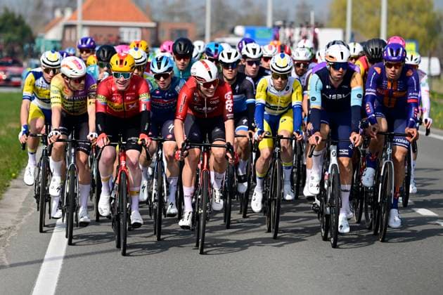 Bredene Koksijde Classic 2026 Cycling Race KOKSIJDE, BELGIUM - MARCH 20 : illustration picture peloton during the 24th edition of Bredene Koksijde Classic an UCI ProSeries 1.Pro one day cycling road race for Men Elite of km with start in Bredene and finish in Koksijde on March 20, 2026 in Koksijde, Belgium, 20 03 2026 ( Motordriver Stephan Boone - Koksijde Belgium  Copyright: xJanxDexMeuleneirx