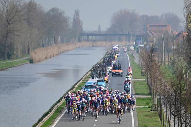 Bredene Koksijde Classic 2026 Cycling Race KOKSIJDE, BELGIUM - MARCH 20 : illustration picture peloton during the 24th edition of Bredene Koksijde Classic an UCI ProSeries 1.Pro one day cycling road race for Men Elite of km with start in Bredene and finish in Koksijde on March 20, 2026 in Koksijde, Belgium, 20 03 2026 ( Motordriver Stephan Boone - Koksijde Belgium  Copyright: xJanxDexMeuleneirx
