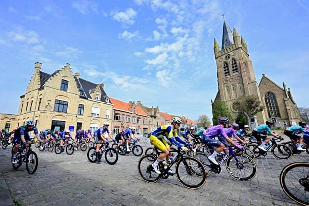 Bredene Koksijde Classic 2026 Cycling Race KOKSIJDE, BELGIUM - MARCH 20 : illustration picture of the riders during the 24th edition of Bredene Koksijde Classic an UCI ProSeries 1.Pro one day cycling road race for Men Elite of km with start in Bredene and finish in Koksijde on March 20, 2026 in Koksijde, Belgium, 20 03 2026 ( Motordriver Stephan Boone - Koksijde Belgium  Copyright: xJanxDexMeuleneirx