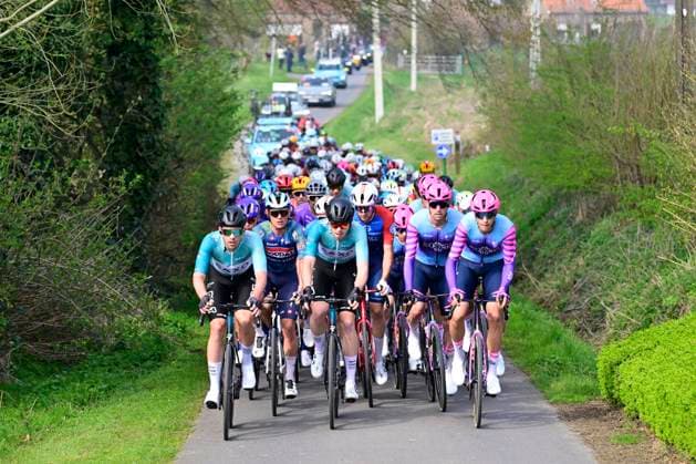 Bredene Koksijde Classic 2026 Cycling Race KOKSIJDE, BELGIUM - MARCH 20 : illustration picture peloton during the 24th edition of Bredene Koksijde Classic an UCI ProSeries 1.Pro one day cycling road race for Men Elite of km with start in Bredene and finish in Koksijde on March 20, 2026 in Koksijde, Belgium, 20 03 2026 ( Motordriver Stephan Boone - Koksijde Belgium  Copyright: xJanxDexMeuleneirx