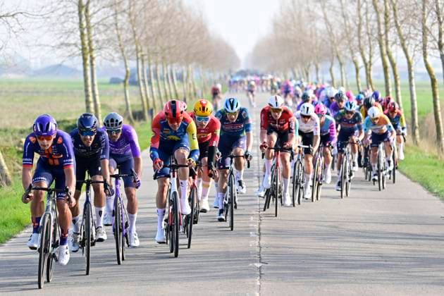 Bredene Koksijde Classic 2026 Cycling Race KOKSIJDE, BELGIUM - MARCH 20 : illustration picture peloton during the 24th edition of Bredene Koksijde Classic an UCI ProSeries 1.Pro one day cycling road race for Men Elite of km with start in Bredene and finish in Koksijde on March 20, 2026 in Koksijde, Belgium, 20 03 2026 ( Motordriver Stephan Boone - Koksijde Belgium  Copyright: xJanxDexMeuleneirx