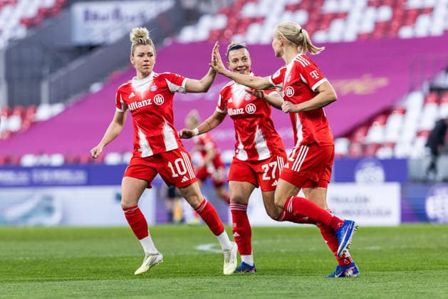 GOOGLE PIXEL Womens Bundesliga, SGS Essen FC Bayern Munich 20 03 2026 Pernille Harder FC Bayern Munich, 21 GOOGLE PIXEL Womens Bundesliga, SGS Essen FC Bayern Munich, Essen, Stadion an der Hafenstrasse on 20 03 2026 DFB REGULATIONS PROHIBIT ANY USE OF PHOTOGRAPHS AS IMAGE SEQUENCES AND OR QUASI VIDEO Copyright: xBEAUTIFULxSPORTS Wunderlx