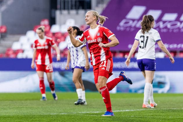 GOOGLE PIXEL Womens Bundesliga, SGS Essen FC Bayern Munich 20 03 2026 Pernille Harder FC Bayern Munich, 21 GOOGLE PIXEL Womens Bundesliga, SGS Essen FC Bayern Munich, Essen, Stadion an der Hafenstrasse on 20 03 2026 DFB REGULATIONS PROHIBIT ANY USE OF PHOTOGRAPHS AS IMAGE SEQUENCES AND OR QUASI VIDEO Copyright: xBEAUTIFULxSPORTS Wunderlx