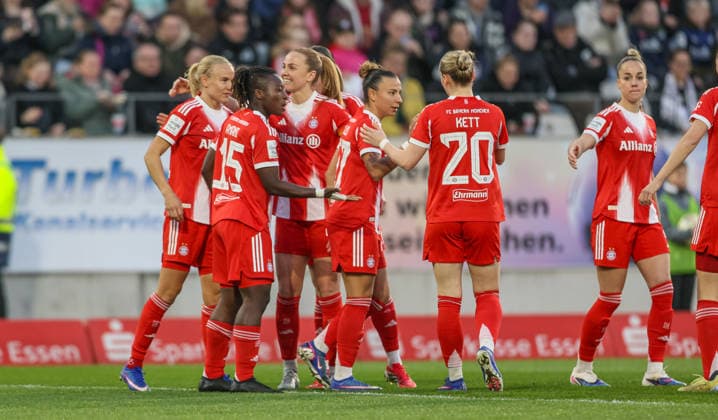 GER, Essen, SGS Essen vs FC Bayern Munich, Google Pixel Womens Bundesliga, Football, DFB, Season 2025 2026, Stadion an der Hafenstraße , 21 Matchday in picture Pernille Harder Bayern Munich 21 scores the 1 0, in goal, cheers and joy, emotions DFB DFL REGULATIONS PROHIBIT ANY USE OF PHOTOGRAPHS AS IMAGE SEQUENCES AND OR QUASI VIDEO, 20 03 2026 Copyright: HMBxMedia HendrikxHamelau