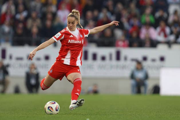 Giulia Gwinn FC Bayern Munich in action, on the ball, single action during the Woman Bundesliga match between SGS Essen and Bayern Munich at Stadion an der Hafenstraße on March 20 in Essen, Germany Photo by Oliver Kaelke DeFodi Images Giulia Gwinn FC Bayern München controls the ball during the Woman Bundesliga match between SGS Essen and Bayern München at Stadion an der Hafenstraße on March 20, 2026 in Cologne, Germany Photo by Oliver Kaelke DeFodi Images DFL regulations prohibit any use of photographs as image sequences and or quasi video Photo by Oliver Kaelke DeFodi Images