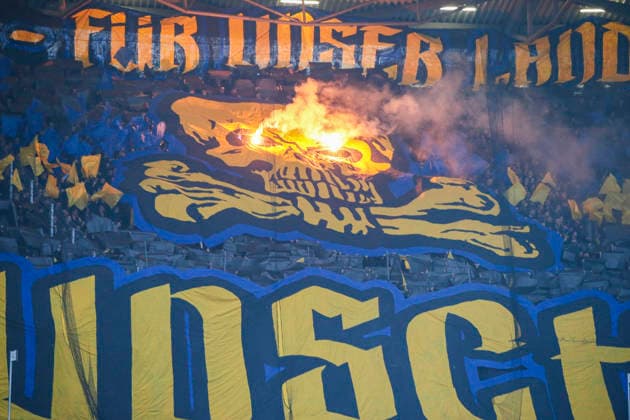Germany Soccer 2 Bundesliga 2025 2026, Matchday 27 Hannover 96 vs Eintracht Braunschweig Heinz von Heiden Arena Stadion Hannover Spectators, Fans, Stand, Flag, Banner, Banner, Choreography, Fan choreography, Hannover Copyright: xAymanxAlahmedx
