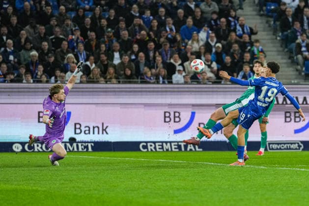 2 Bundesliga, Karlsruher SC vs SpVgg Greuther Fürth, 20 03 2026 Louey Ben Farhat Karlsruher SC, 19 with a try 2 Bundesliga, Karlsruher SC vs SpVgg Greuther Fürth, BBBank Wildpark Karlsruhe, 20 03 2026 DFB DFL REGULATIONS PROHIBIT ANY USE OF PHOTOGRAPHS AS IMAGE SEQUENCES AND OR QUASI VIDEO Copyright: xBEAUTIFULxSPORTS Boscox