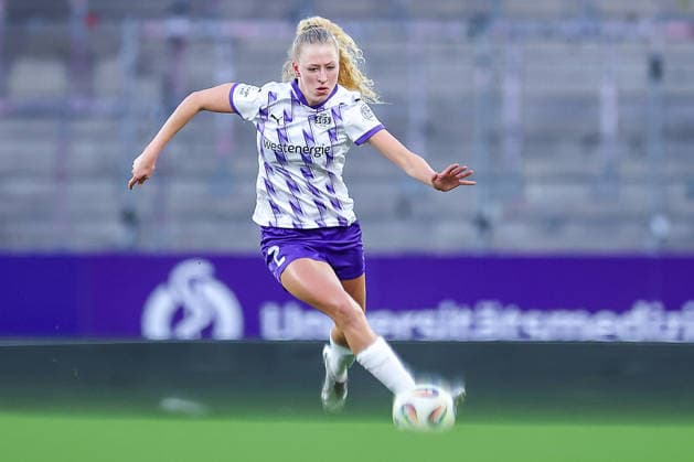 20 03 2026, Football, 1 Womens Bundesliga, SGS Essen FC Bayern Munich, Stadion Hafenstraße, Google Pixel Frauenbundesliga, 21 Matchday, Season 2025 2026 Julie Terlinden SGS Essen 02 DFB regulations prohibit any use of photographs as image sequences and or quasi video Nordrhein Westfalen Germany