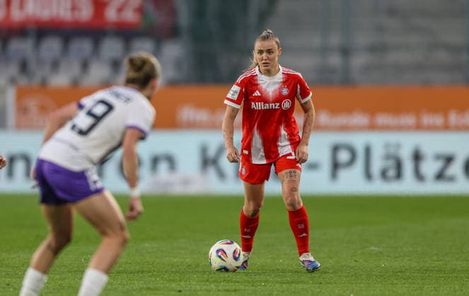 GER, Essen, SGS Essen vs FC Bayern Munich, Google Pixel Womens Bundesliga, Football, DFB, Season 2025 2026, Stadion an der Hafenstraße , 21 Matchday in picture Georgia Stanway Bayern Munich Women 31 DFB DFL REGULATIONS PROHIBIT ANY USE OF PHOTOGRAPHS AS IMAGE SEQUENCES AND OR QUASI VIDEO, 20 03 2026 Copyright: HMBxMedia HendrikxHamelau