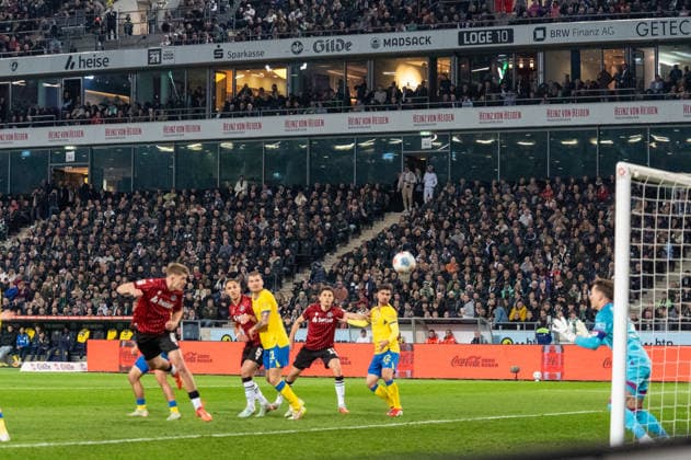 Germany Soccer 2 Bundesliga, Matchday 27 2025 2026, Hannover 96 - Eintracht Braunschweig on 20 03 in Hannover Heinz von Heiden Arena Goal for 1 0 Maik Nawrocki Hannover 96 6 Copyright: xSvenxHeidmannx