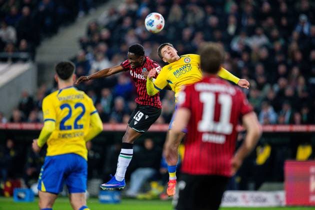 20 03 2026 Soccer, 2025 2026, 2 Bundesliga, Matchday 27, Hannover 96 Eintracht Braunschweig L R William Kokolo Hannover , Jovan Mijatovic Braunschweig DFL REGULATIONS PROHIBIT ANY USE OF PHOTOGRAPHS AS IMAGE SEQUENCES AND OR QUASI VIDEO