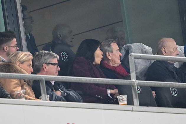 2 Bundesliga Hannover 96 Eintracht Braunschweig on 20 03 2026 at the HDI Arena in Hannover Martin Kind behind former Chancellor Gerhard Schröder Schroeder with wife So yeon Schröder Kim in the stadium in the box MT