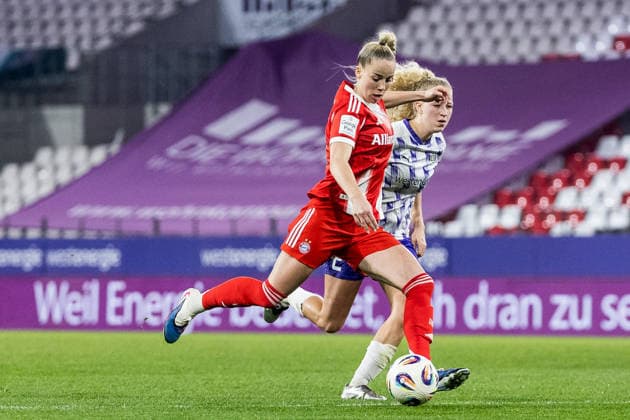 GOOGLE PIXEL Womens Bundesliga, SGS Essen FC Bayern Munich 20 03 2026 Giulia Gwinn FC Bayern Munich, 7 shoots GOOGLE PIXEL Womens Bundesliga, SGS Essen FC Bayern Munich, Essen, Stadion an der Hafenstrasse on 20 03 2026 DFB REGULATIONS PROHIBIT ANY USE OF PHOTOGRAPHS AS IMAGE SEQUENCES AND OR QUASI VIDEO Copyright: xBEAUTIFULxSPORTS Wunderlx