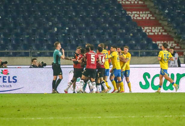 Germany Soccer 2 Bundesliga 2025 2026, Matchday 27 Hannover 96 vs Eintracht Braunschweig Heinz von Heiden Arena Stadion Hannover Fight between players Hannover Copyright: xAymanxAlahmedx