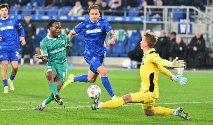 20 03 2026 Soccer Season 2025 2026 2 Soccer Bundesliga 27 Matchday Karlsruher SC KSC Karlsruhe SpVgg Greuther Fürth SGF Kleeblatt Sportfoto Zink xwoxzix DFL regulations prohibit any use of photographs as image sequences and or quasi video only for editorial use Noel Futkeu 9, SpVgg Greuther Fürth Marcel Franke 28, Karlsruher SC KSC Hans Christian Bernat 1, Karlsruher SC KSC