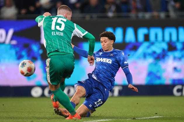Louey Ben Farhat Karlsruher SC, 19 presses Jan Elvedi SpVgg Greuther Fuerth, 15 , Karlsruher SC vs SpVgg Greuther Fuerth, 2 Bundesliga, 27 Matchday, 2025 2026, 20 03 2026, DFL REGULATIONS PROHIBIT ANY USE OF PHOTOGRAPHS AS IMAGE SEQUENCES AND OR QUASI VIDEO, Karlsruher SC vs SpVgg Greuther Fuerth, 2 Bundesliga, 27 Matchday, 2025 2026, 20 03 2026 Karlsruhe Copyright: xEibner-Pressefoto JanxPrihodax EP_JPA