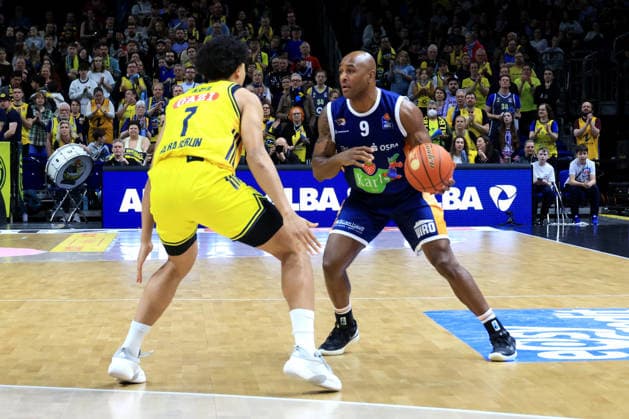 DEU, easyCredit BBL, ALBA vs Rostock Seawolves, 20 03 2026, Uber Arena, Berlin, DEU, easyCredit BBL, ALBA vs Rostock Seawolves, pictured Jack Kayil ALBA Berlin 7 , DeAndre Lansdowne Rostock Seawolves 9 nordphotoxGmbHx xEngler nph00076