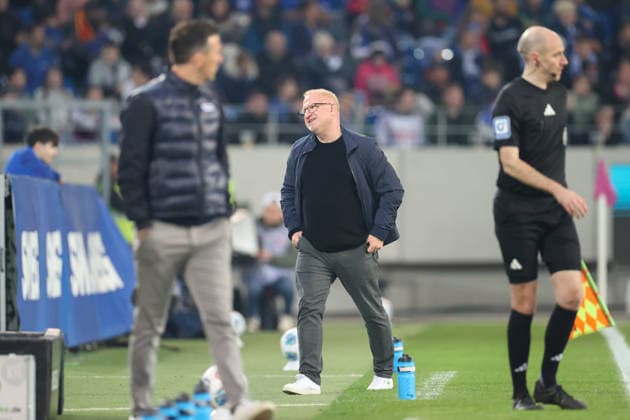 unsatisfied Heiko Vogel SpVgg Greuther Fuerth, Head Coach , Karlsruher SC vs SpVgg Greuther Fuerth, 2 Bundesliga, 27 Matchday, 2025 2026, 20 03 2026, DFL REGULATIONS PROHIBIT ANY USE OF PHOTOGRAPHS AS IMAGE SEQUENCES AND OR QUASI VIDEO, Karlsruher SC vs SpVgg Greuther Fuerth, 2 Bundesliga, 27 Matchday, 2025 2026, 20 03 2026 Karlsruhe Copyright: xEibner-Pressefoto JanxPrihodax EP_JPA