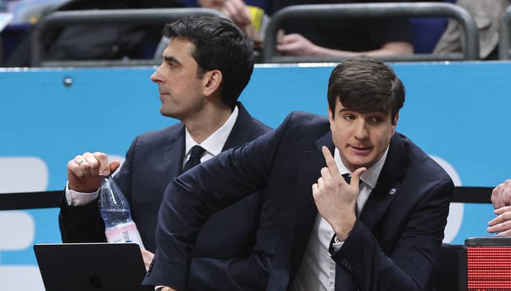 Co-coach Vladimir Bogojevic, coach Pedro Calles unhappy Action upper body Sport Basketball BBL Bundesliga Men 25 Matchday Season 2025 2026 20 03 2026 ALBA Berlin vs Rostock Seawolves