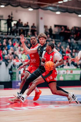 BB 2BL SBB Baskets Tigers Tuebingen Lukas Max Milner Tigers Tuebingen during the 2025 2026 season in the 2 Barmer Basketball Bundesliga Pro A on matchday 28 between SBB Baskets and Tigers Tuebingen at Wolfgang Lakenmacher Halle on March 20, 2026 in Magdeburg, Sachsen Anhalt, Germany