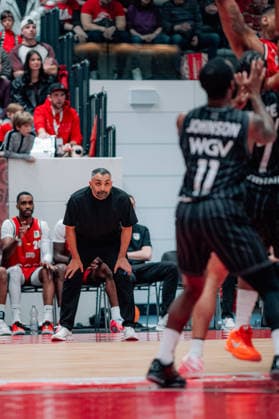 BB 2BL SBB Baskets Tigers Tuebingen Coach Achmadschah Zazai SBB Baskets during the 2025 2026 season in the 2 Barmer Basketball Bundesliga Pro A on matchday 28 between SBB Baskets and Tigers Tuebingen at Wolfgang Lakenmacher Halle on March 20, 2026 in Magdeburg, Sachsen Anhalt, Germany