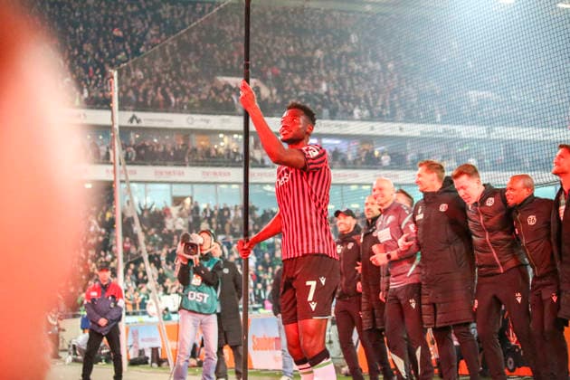 Germany Soccer 2 Bundesliga 2025 2026, Matchday 27 Hannover 96 vs Eintracht Braunschweig Heinz von Heiden Arena Stadion Hannover Joy, emotions, jubilation Mustapha Bundu Hannover 96, 7 Hannover Copyright: xAymanxAlahmedx
