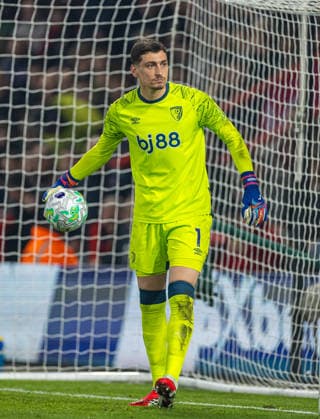 Football - FA Premier League - AFC Bournemouth v Manchester United, ManU FC BOURNEMOUTH, ENGLAND - Friday, March 20, 2026: Bournemouth s goalkeeper ÄorÄ‘e PetroviÄ‡ during the FA Premier League match between AFC Bournemouth and Manchester United FC at Dean Court. (Photo by David Rawcliffe Propaganda) BOURNEMOUTH Dean Court DORSET ENGLAND  Copyright: xDavidxRawcliffex P2026-03-20-Bournemouth_Man_Utd-28