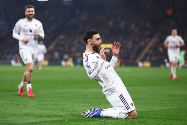 Bournemouth, England, 20th March 2026. Bruno Fernandes of Manchester United, ManU celebrates after scoring to make it 1-0 during the AFC Bournemouth vs Manchester United Premier League match at the Vitality Stadium, Bournemouth. Picture credit should read: Paul Terry Sportimage EDITORIAL USE ONLY. No use with unauthorised audio, video, data, fixture lists, club league logos or live services. Online in-match use limited to 120 images, no video emulation. No use in betting, games or single club league player publications. SPI_028_PT_Bournemouth_Man_Utd SPI-4628-0028