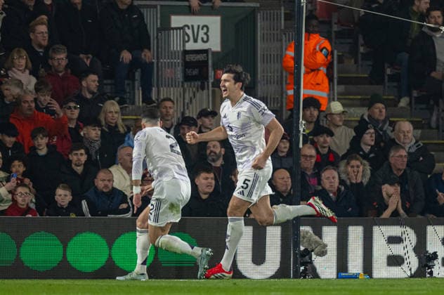 Football - FA Premier League - AFC Bournemouth v Manchester United, ManU FC BOURNEMOUTH, ENGLAND - Friday, March 20, 2026: Manchester United s Harry Maguire celebrates after scoring his side s second goal to make the score 1-2 during the FA Premier League match between AFC Bournemouth and Manchester United FC at Dean Court. (Photo by David Rawcliffe Propaganda) BOURNEMOUTH Dean Court DORSET ENGLAND  Copyright: xDavidxRawcliffex P2026-03-20-Bournemouth_Man_Utd-43