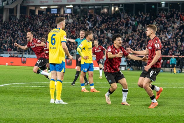 Germany Soccer 2 Bundesliga, 27 Matchday 2025 2026, Hannover 96 Eintracht Braunschweig on 20 03 in Hannover Heinz von Heiden Arena Goal to 1 0 Maik Nawrocki Hannover 96 6 Cheers Joy Emotions Goal celebration Copyright: xSvenxHeidmannx