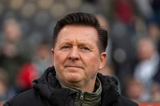 Germany Soccer 2 Bundesliga, 27 Matchday 2025 2026, Hannover 96 Eintracht Braunschweig on 20 03 in Hannover Heinz von Heiden Arena Christian Titz Hannover 96 Coach Portrait, Portrait Copyright: xSvenxHeidmannx