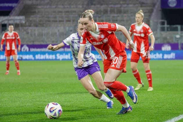20 03 2026, xgrfx, Soccer Google Pixel Women Bundesliga, SGS Essen FC Bayern Munich v l Franziska Kett FC Bayern Munich DFL DFB REGULATIONS PROHIBIT ANY USE OF PHOTOGRAPHS as IMAGE SEQUENCES and or QUASI VIDEO Essen