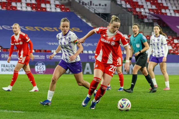 Essen, Germany 20 March 2026 1 Frauenbundesliga 21 Matchday SGS Essen vs FC Bayern Munich Women In the picture from left Beke Sterner SGS and Franziska Kett FCB Copyright: HMBxMedia MadeleinexFantini