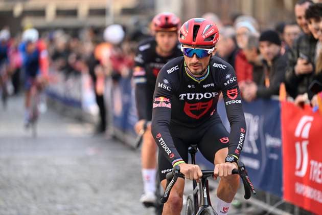 Milan Sanremo 2026 Cycling Race SANREMO, ITALY - MARCH 21 : Alaphilippe Julian (FRA) of Tudor Pro Cycling Team before the start of the race during the 117th edition of Milan Sanremo an UCI World Tour 1.UWT one day cycling road race for Men Elite of 298 km with start in Pavia and finish in Sanremo on March 21, 2026 in Sanremo, Italy, 21 03 2026 ( Motordriver Guy De Vuyst - Sanremo Italy  Copyright: xNicoxVereeckenx