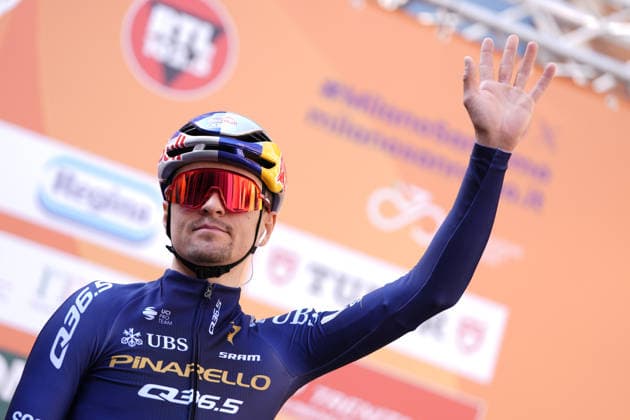 Thomas Pidcock of Pinarello-Q36.5 Pro Cycling Team during the men s elite race of the Milano-Sanremo one day cycling race (298 km) from Pavia to Sanremo - North West Italy - March 20, 2026. - cycling .  Copyright: xFabioxFerrari LaPressex