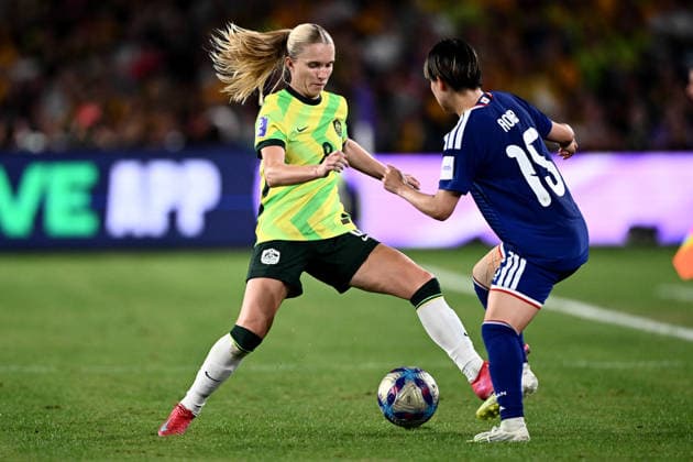 SOCCER ASIAN CUP WOMEN FINAL, Kaitlyn Torpey of the Matildas competes for possession with Aoba Fujino of Japan during the AFC Women™s Asian Cup Final match between Japan and Australia at Stadium Australia in Sydney, Saturday, March 21, 2026. ( NO ARCHIVING, EDITORIAL USE ONLY SYDNEY NEW SOUTH WALES AUSTRALIA  Copyright: xDANxHIMBRECHTSx 20260321194176234100