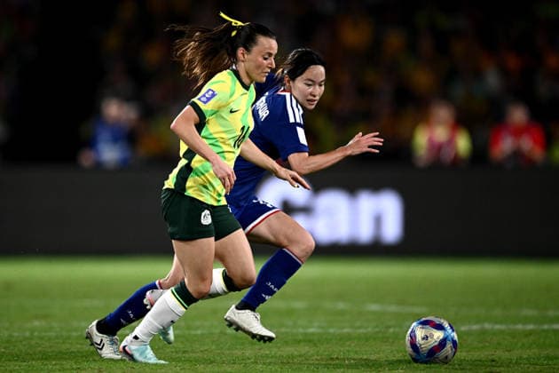 SOCCER ASIAN CUP WOMEN FINAL, Hayley Raso of the Matildas competes for possession with Momoko Tanikawa of Japan during the AFC Women™s Asian Cup Final match between Japan and Australia at Stadium Australia in Sydney, Saturday, March 21, 2026. ( NO ARCHIVING, EDITORIAL USE ONLY SYDNEY NEW SOUTH WALES AUSTRALIA  Copyright: xDANxHIMBRECHTSx 20260321157699772345