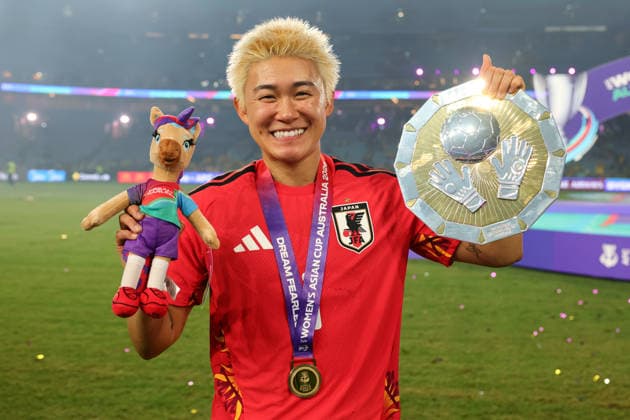 Ayaka Yamashita of Japan celebrates after winning Golden glove trophy and the Final during the AFC Womens Asian Cup 2026 Final match between Japan Women and Australia Women at Stadium Australia, Sydney, Australia on 21 March 2026. Copyright: xPeterxDovganx 44690063