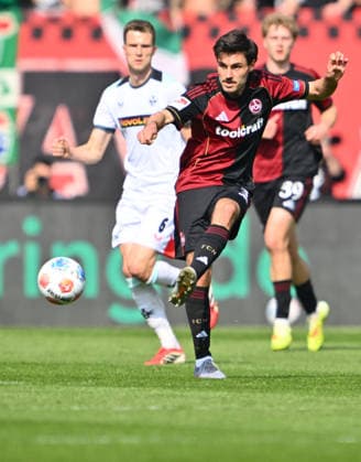 21 03 2026 Soccer Season 2025 2026 2 Soccer Bundesliga 27 Matchday 1 FC Nürnberg FCN Club 1 FC Kaiserslautern FCK Rote Roten Teufel Sportfoto Zink xwoxzix DFL regulations prohibit any use of photographs as image sequences and or quasi video only for editorial use Tom Baack 5, 1 FC Nürnberg FCN Freisteller Einzelbild
