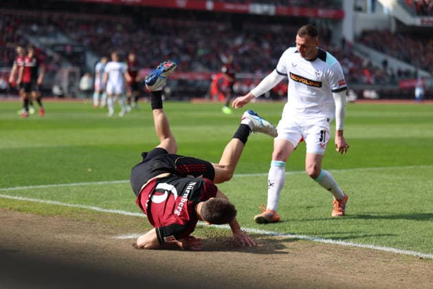 21 03 2026, xrekx, Fußball 2 Bundesliga, 1 FC Nuernberg 1 FC Kaiserslautern v l Adam Markhiev 1 FC Nuernberg Luca Sirch 1 FC Kaiserslautern Foul play DFL DFB REGULATIONS PROHIBIT ANY USE OF PHOTOGRAPHS as IMAGE SEQUENCES and or QUASI VIDEO Nuernberg