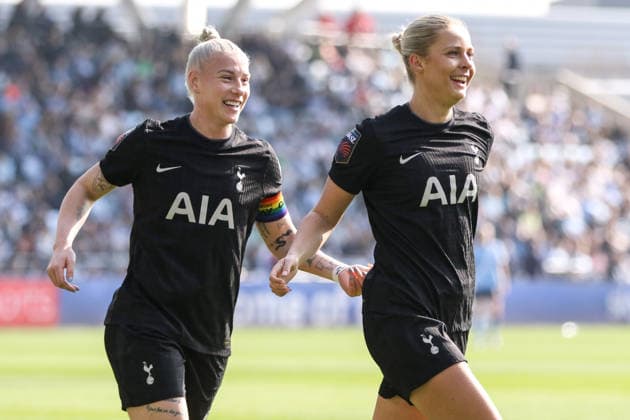 MANCHESTER, ENGLAND - March 21, 2026: Olivia Holdt of Tottenham Hotspur celebrates her goal with Bethany England of Tottenham Hotspur during the Barclays Womens Super League match between Manchester City and Tottenham Hotspur at Joie Stadium on March 21, 2026 in Manchester, England. Copyright: xSeanxChandlerx xSPPx Sportspressphoto_SPR114782