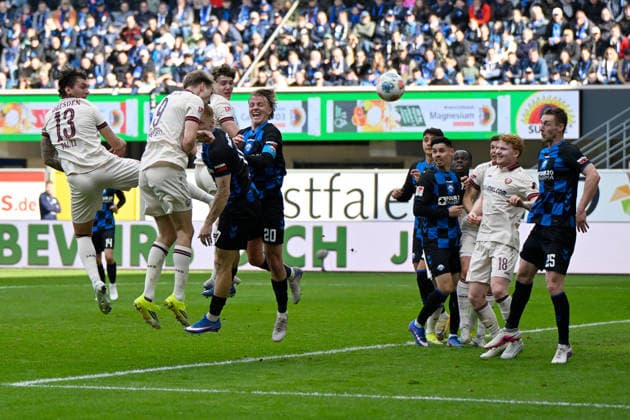 Paderborn, Home Deluxe Arena, 21 03 26, GER, Herren, 2 Bundesliga, Saison 2025 2026, SC Paderborn 07 Dynamo Dresden Bild Vincent VERMEIJ Dresden macht das Tor zum 0 1 DFL regulations prohibit any use of photographs as image sequences and or quasi video NRW Germany