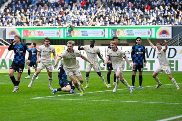 Paderborn, Home Deluxe Arena, 21 03 26, GER, Herren, 2 Bundesliga, Saison 2025 2026, SC Paderborn 07 Dynamo Dresden Bild Vincent VERMEIJ Dresden jubilates after his goal to 0 1 DFL regulations prohibit any use of photographs as image sequences and or quasi video NRW Germany