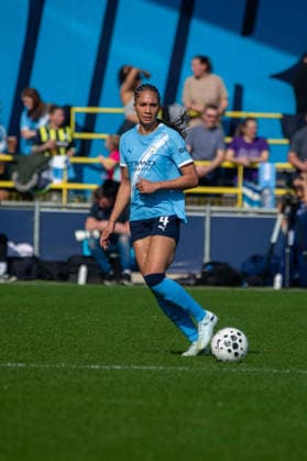 MANCHESTER ENGLAND- MARCH 21 Jade rose (4 Manchester City) on the ball during the Barclays WSL game between Manchester City and Tottenham Hotspur, Joie Stadium on 21st March 2026 in Manchester England (Photo by Clare Overfield Sports Press Photo) Copyright: xClarexOverfieldx xSPPx Sportspressphoto_SPR114826