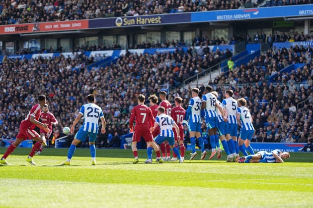 Brighton and Hove Albion v Liverpool, Premier League, Football, Amex Stadium, Brighton, UK - 21 Mar 2026 Dominik Szoboszlai of Liverpool sends his free-kick over the bar. Brighton Amex Stadium Brighton UK, UK NEWSPAPERS OUT Copyright: xSeanxRyanx