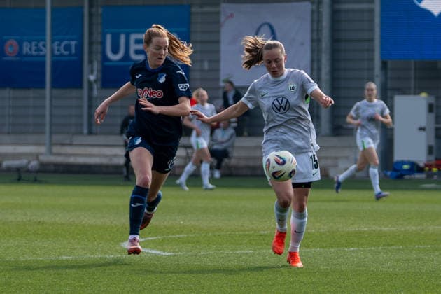 Google Pixel Women Bundesliga TSG Hoffenheim vs VfL Wolfsburg, Dietmar Hopp Stadion, 21 03 2026 Duel between NikÃ e van Dijk TSG Hoffenheim Women, 25 and Janou Levels VfL Wolfsburg Women, 15 Google Pixel Women Bundesliga TSG Hoffenheim vs VfL Wolfsburg, Dietmar Hopp Stadion, 21 03 2026 DFB DFL REGULATIONS PROHIBIT ANY USE OF PHOTOGRAPHS AS IMAGE SEQUENCES AND OR QUASI VIDEO Copyright: xBEAUTILUSxSPORTS Hillx