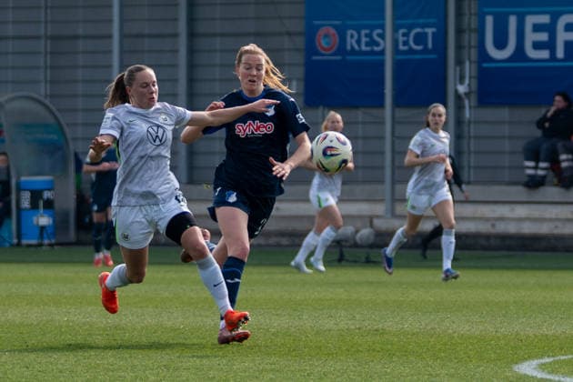 Google Pixel Women Bundesliga TSG Hoffenheim vs VfL Wolfsburg, Dietmar Hopp Stadion, 21 03 2026 Duel between NikÃ e van Dijk TSG Hoffenheim Women, 25 and Janou Levels VfL Wolfsburg Women, 15 Google Pixel Women Bundesliga TSG Hoffenheim vs VfL Wolfsburg, Dietmar Hopp Stadion, 21 03 2026 DFB DFL REGULATIONS PROHIBIT ANY USE OF PHOTOGRAPHS AS IMAGE SEQUENCES AND OR QUASI VIDEO Copyright: xBEAUTILUSxSPORTS Hillx