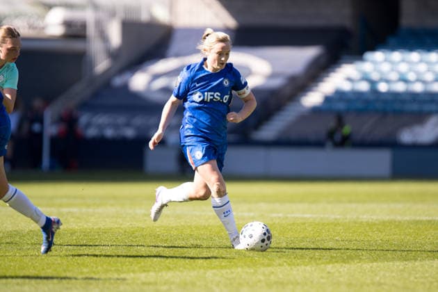 LONDON, ENGLAND - MARCH 21: Erin Cuthbert of Chelsea cuts across the pitch during the Barclays Womens Super League match between London City Lionesses and Chelsea at the The Den on March 21, 2026 in London, England. (Photo by Claire Jeffrey Sports Press Photo) Copyright: xClairexJeffreyx xSPPx Sportspressphoto_SPR114839