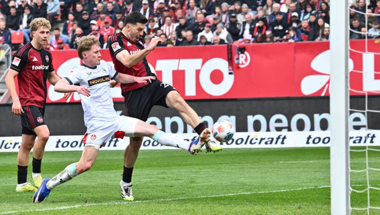 21 03 2026 Soccer Season 2025 2026 2 Soccer Bundesliga 27 Matchday 1 FC Nürnberg FCN Club 1 FC Kaiserslautern FCK Rote Roten Teufel Sportfoto Zink xwoxzix DFL regulations prohibit any use of photographs as image sequences and or quasi video only for editorial use Luka Lochoshvili 24, 1 FC Nürnberg FCN Mika Haas 22, 1 FC Kaiserslautern FCK Chance Torchance